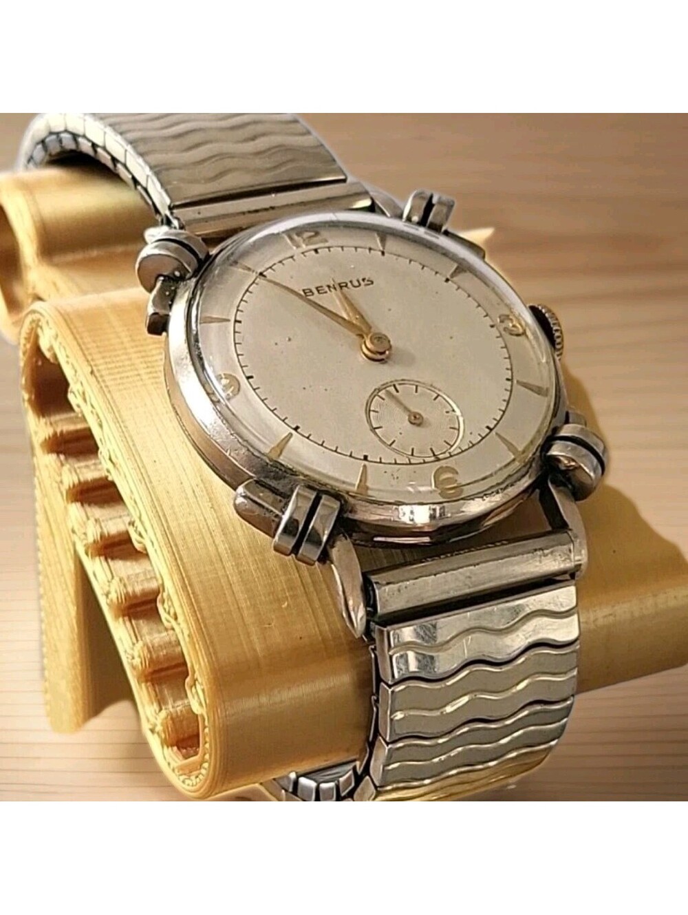 Vtg Benrus 10KtRGP Bezel 10ktGF Band BB4 Fancy Gold Mens Watch Works Perfectly